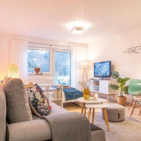 Modernes Apartment Im Gruenen I Balkon I Wlan I Stellplatz Schwarzenberg  Kültér fotó