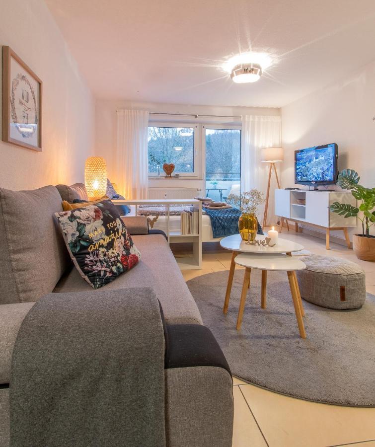 Modernes Apartment Im Gruenen I Balkon I Wlan I Stellplatz Schwarzenberg  Kültér fotó
